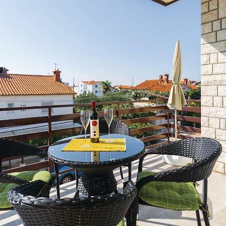 Lovely Apartment In Novigrad With Wifi Zewnętrze zdjęcie